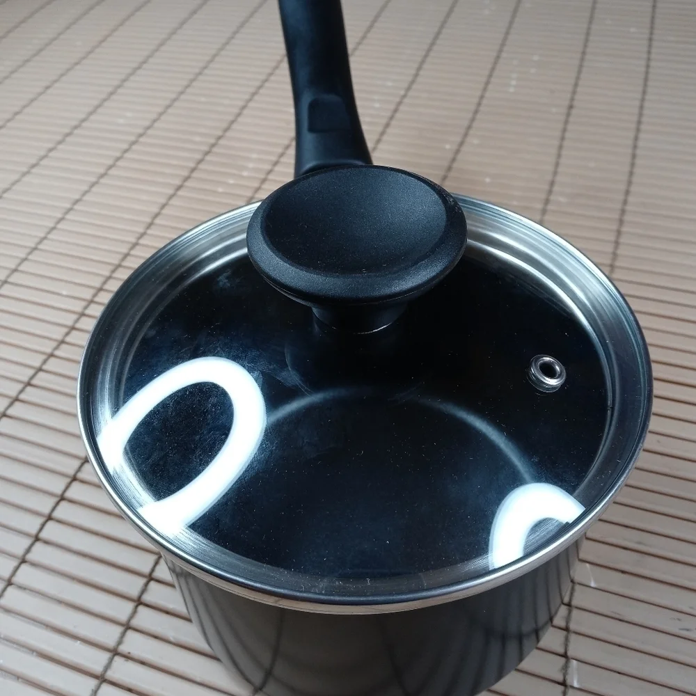 Tools of the Trade 1.5 Quart Black Enamel Pot w/ Lid non-stick coating HS10519
